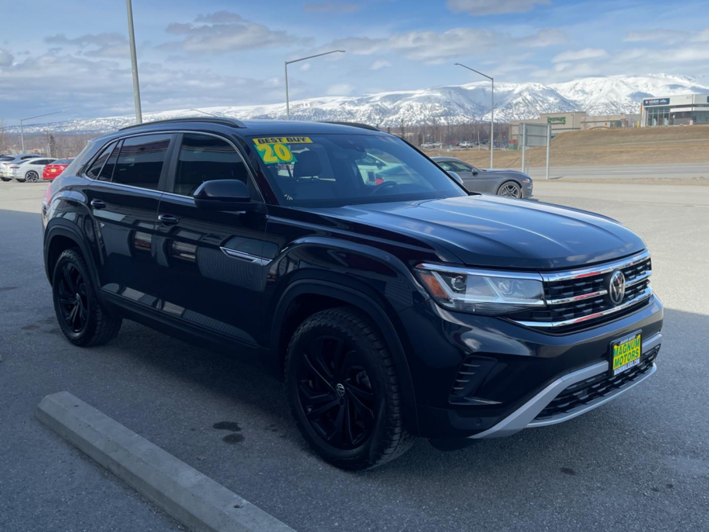 2020 BLACK /black leather VOLKSWAGEN ATLAS CROSS SPO SEL 4MOTION (1V2MC2CA4LC) with an 2.0L engine, Automatic transmission, located at 1960 Industrial Drive, Wasilla, 99654, (907) 274-2277, 61.573475, -149.400146 - Photo#4